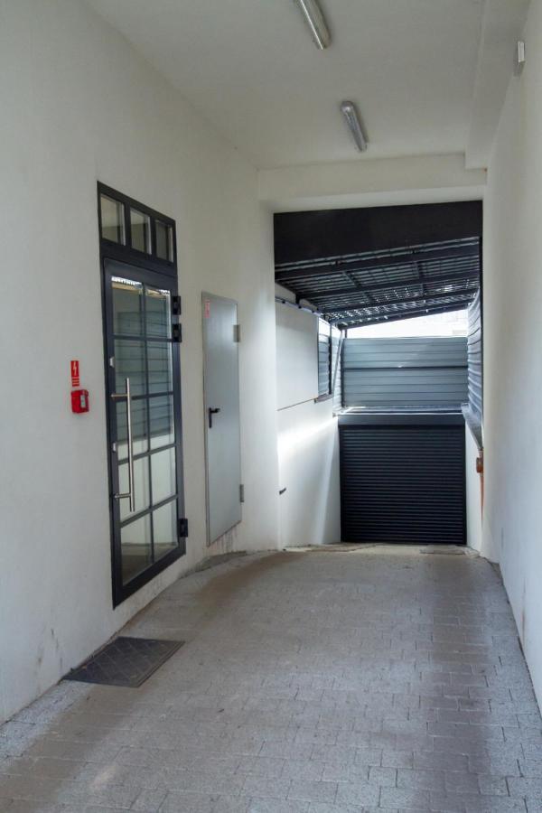 Nowy Apartment Przy Placu Szembeka Varsó Kültér fotó